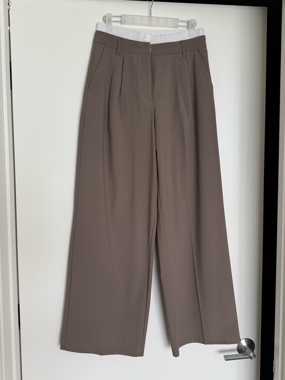 Bershka Boxer Waist Wide Leg Tailored Pants Brown/Taupe US 4